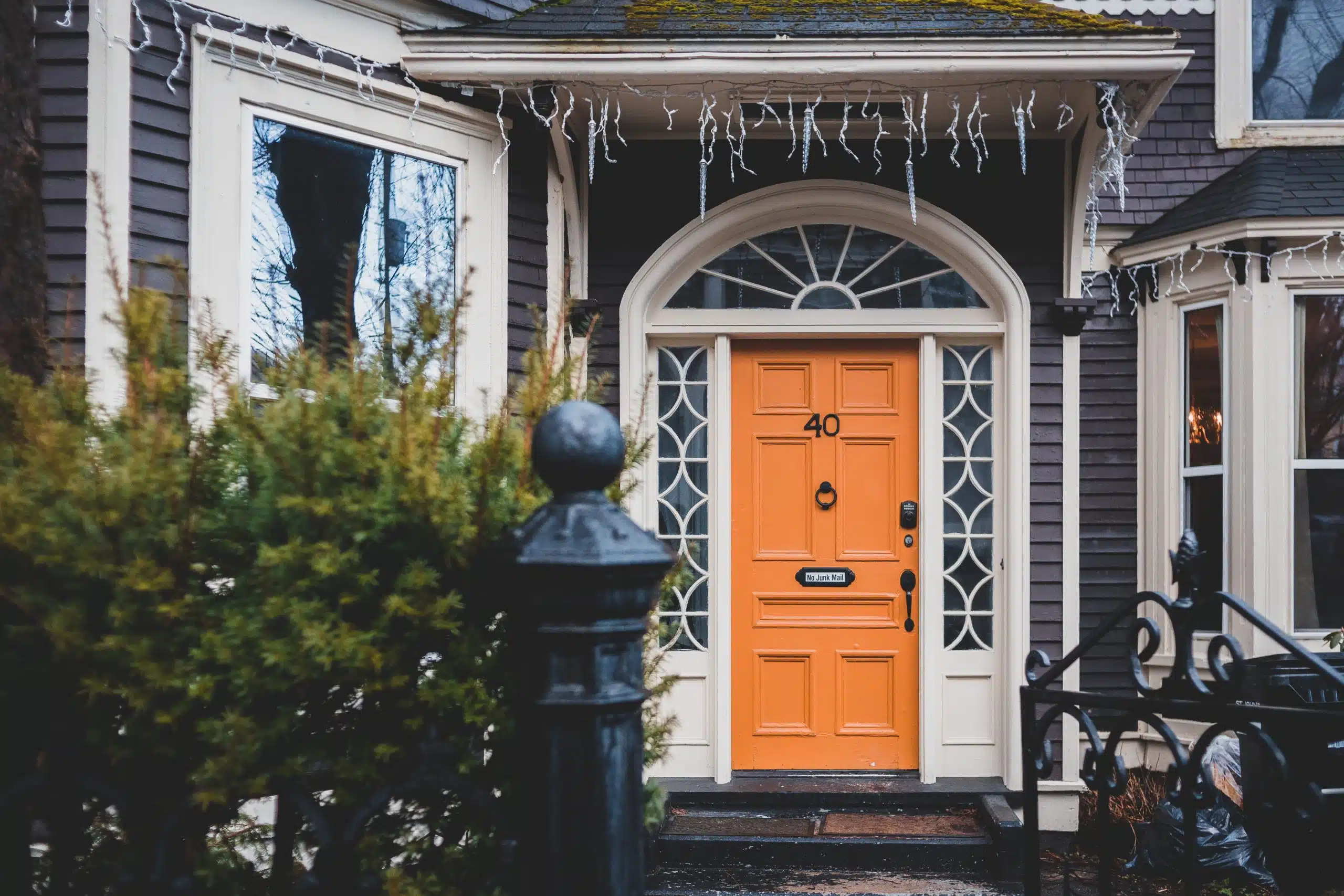 Rénovation : Transformez Votre Ancien Bâti avec des Blocs Portes Modernes